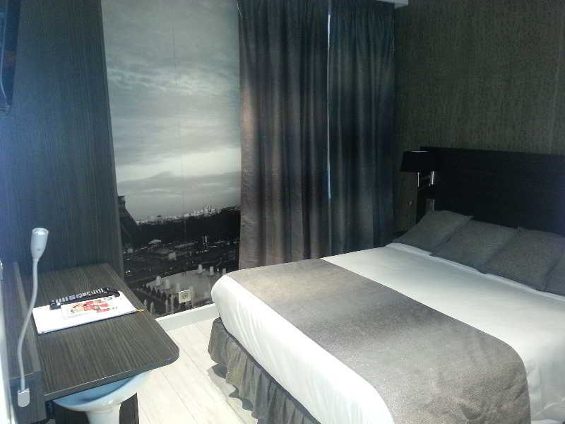 โฮเต็ล เอเดน โอเปร่า Hotel ปารีส ภายนอก รูปภาพ